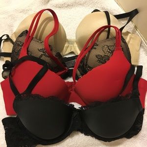 32B Victoria's secret bras